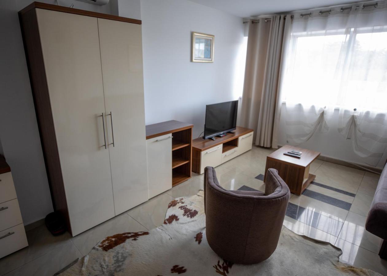 Guest House Agropapuk Šid Extérieur photo