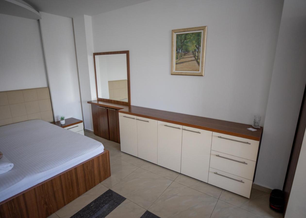 Guest House Agropapuk Šid Extérieur photo
